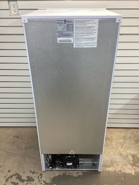Hamilton Beach 10 cu. ft. Manual Defrost Upright Freezer in White