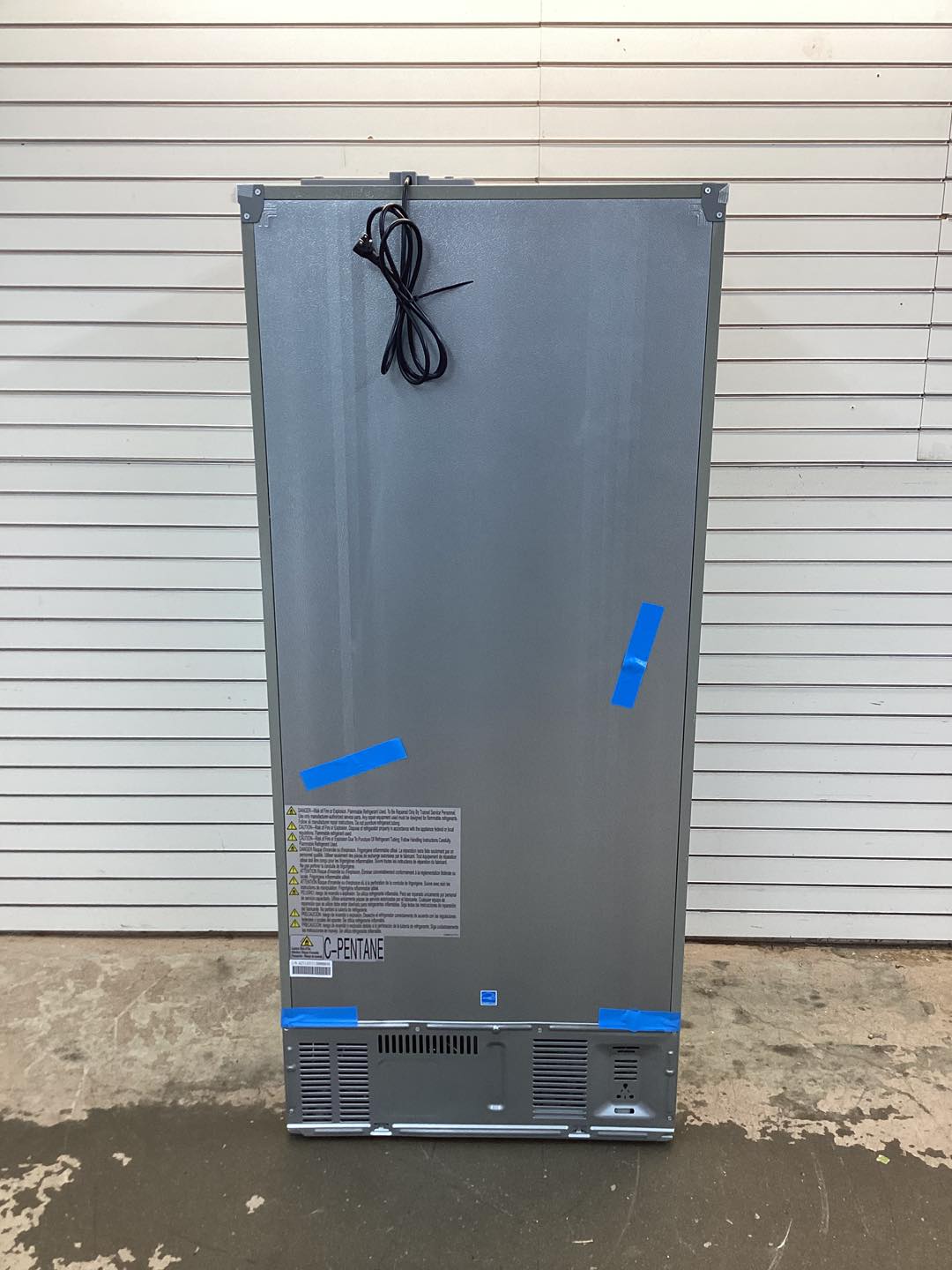 Hamilton Beach 17.7 cu. ft. Bottom Freezer French Door Refrigerator in Stainless Steel Look