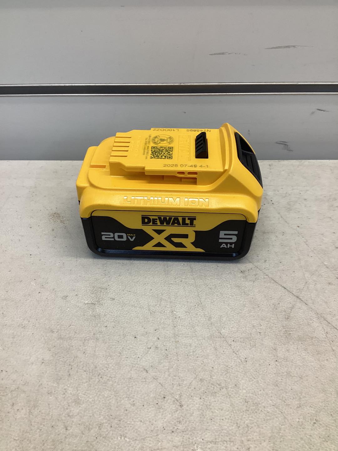 DEWALT XR Jig Saw and Router 20-Volt Max Brushless Power Tool Combo Kit