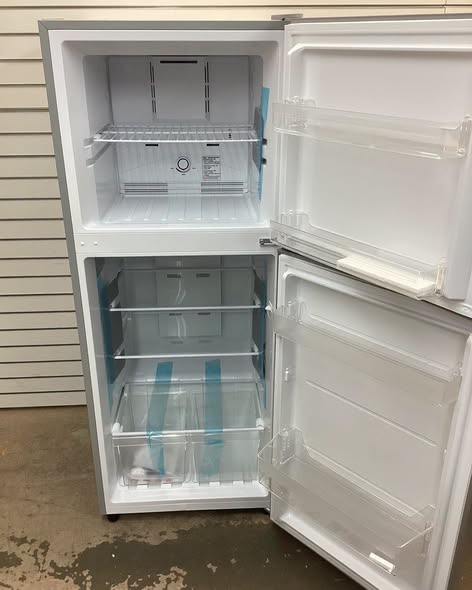 Frigidaire 10 cu. ft. Retro Top Freezer Refrigerator in Stainless Steel