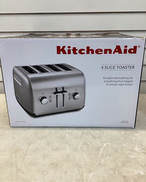 KitchenAid 4-Slice Toaster with Manual High-Lift Lever