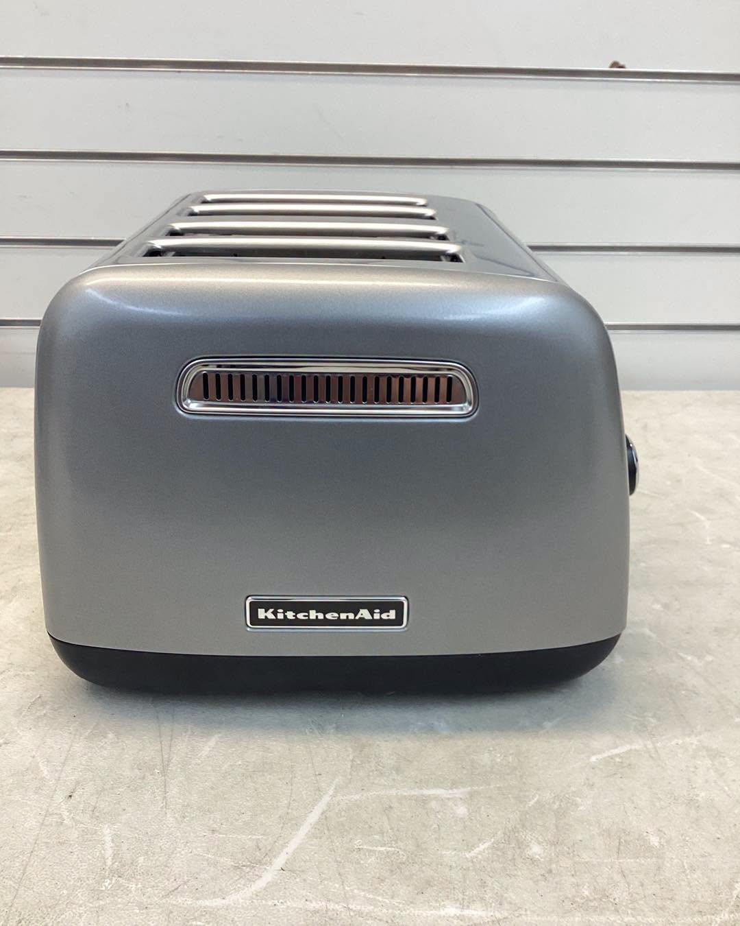 KitchenAid 4-Slice Toaster with Manual High-Lift Lever