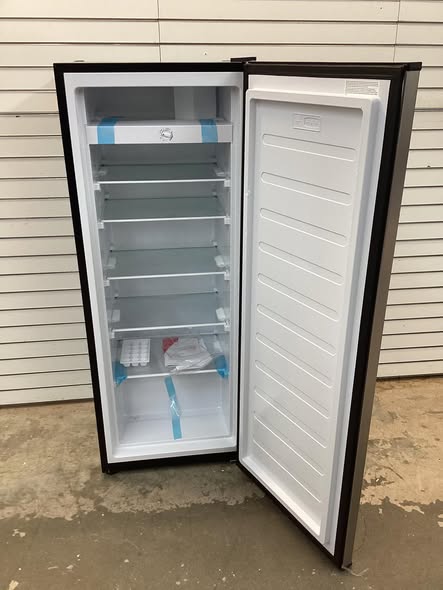 Frigidaire 7.0 cu. ft. Upright Convertible Fridge/Freezer in Stainless Look