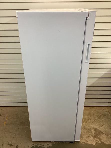 Hamilton Beach 10 cu. ft. Manual Defrost Upright Freezer in White