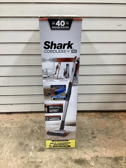 Shark Pet Pro Cordless Stick Vacuum with PowerFins and MultiFLEX