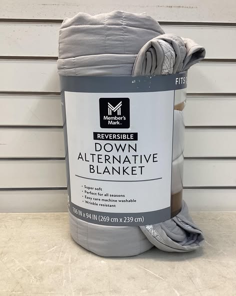 Member's Mark Oversized Reversible Blanket