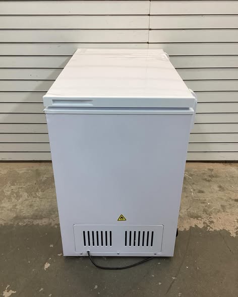 Frigidaire 7.0 cu ft Chest Freezer, White