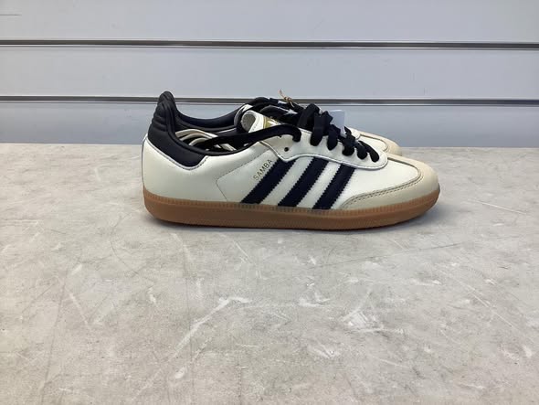 Adidas Unisex Samba OG Sneaker in Cream, Men’s Size 6, Women’s Size 7