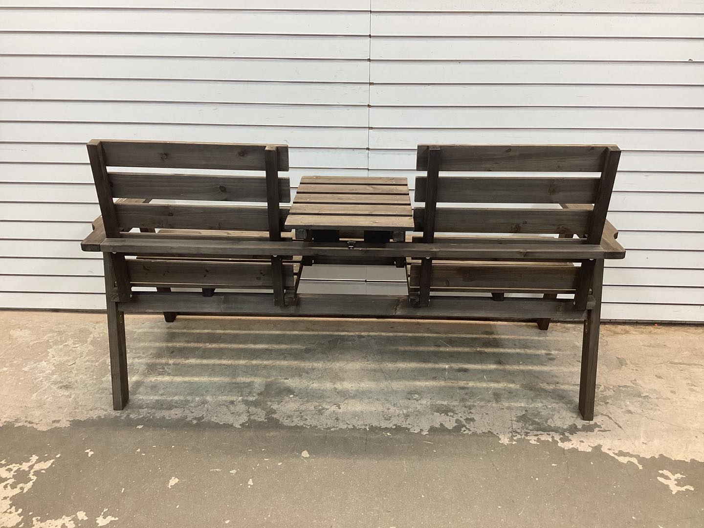 Outdoor Fir Wood Bench with Foldable Middle Table