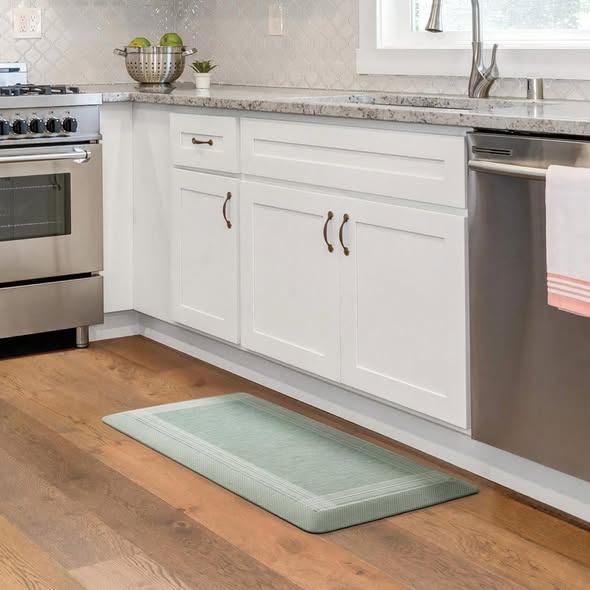 Member's Mark Comfort Pro Anti-Fatigue Kitchen Mat, 20" x 39"