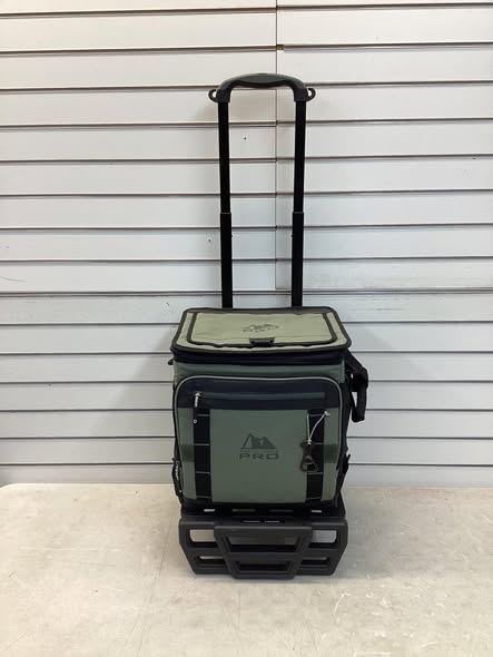 Arctic Zone PRO 50 Can Wheeled Cooler with Cart - Lightly Used