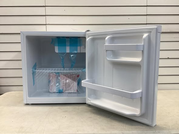 Frigidaire 1.6 cu. ft. Mini Fridge in White with Freezer