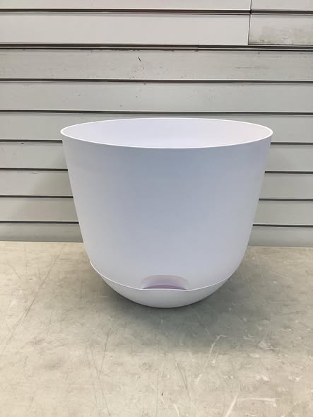Self-Watering Plastic Indoor Outdoor Planter Pot White 16"x16" - Room Essentials