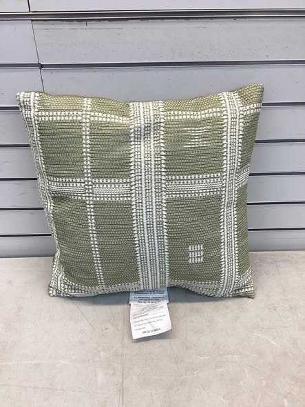 Threshold 18” x 18” Pillow