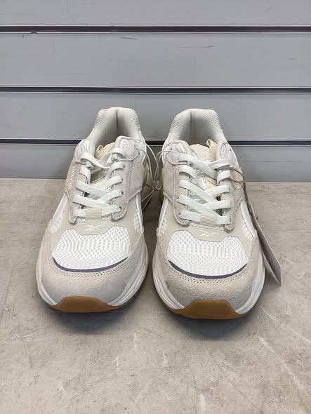 Reebok Women's Chaos Running Sneaker Size 10