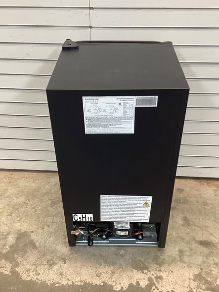 Frigidaire Gallery 3.2 Cu Ft Compact Fridge