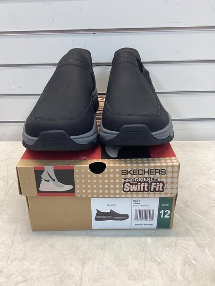 Skechers Men's Hands Free Swift Fit Sneaker Size 12