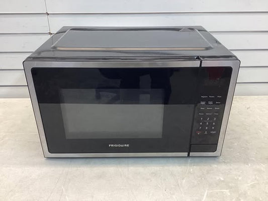 Frigidaire 1.5 cu. ft. 1000 w Countertop Microwave in Stainless Steel