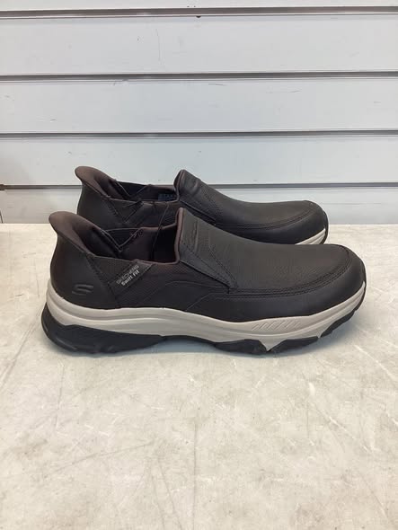 Skechers Men's Hands Free Swift Fit Sneaker Size 12