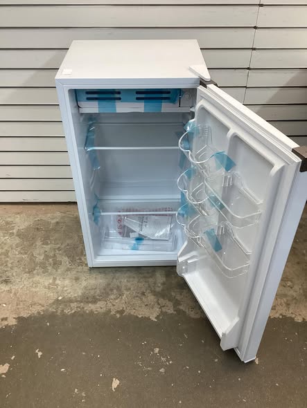 Frigidaire 3.2 cu. ft. Sleek Mini Refrigerator in White with Recessed Handle and Reversible Door