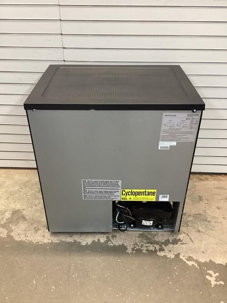 Frigidaire 5.5 cu. ft. Side by Side 2-Door Mini Fridge in Black