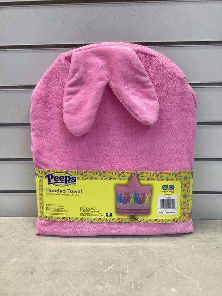 Peeps Hooded Towel With Hand Pockets