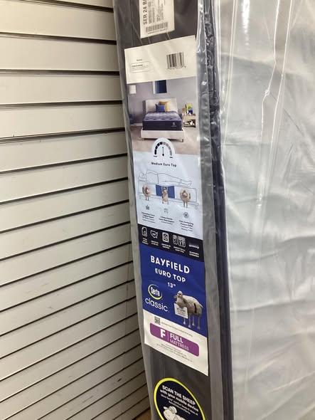 Serta 13” Classic Bayfield Euro-Top Mattress Full Size