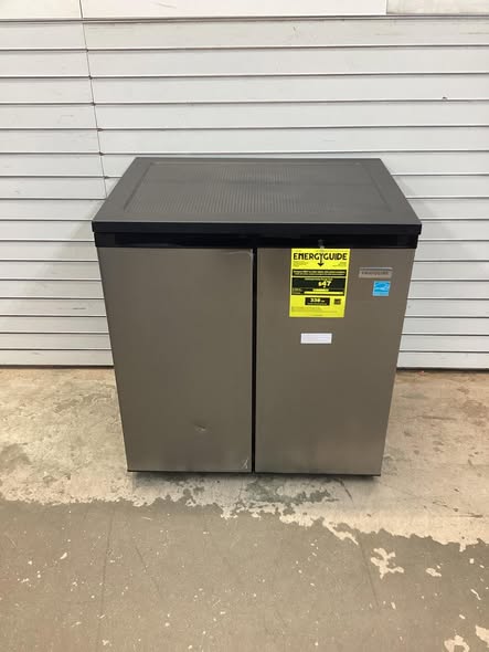 Frigidaire 5.5 cu. ft. Side by Side 2-Door Mini Fridge in Black