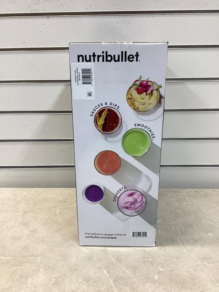 Nutribullet Pro 32 oz. 900-Watt Personal Blender