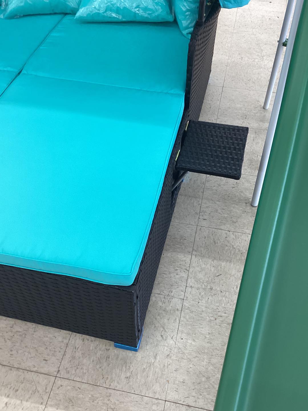 PatioJoy Patio Rattan Daybed with Retractable Canopy and Side Tables