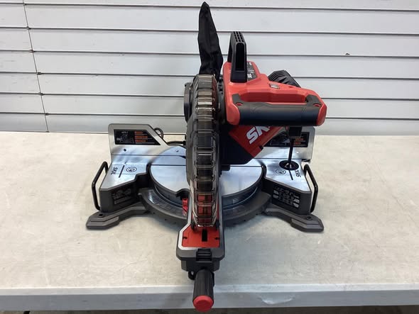 SKIL 10-in 15-Amp Dual Bevel Sliding Compound Corded Miter Saw