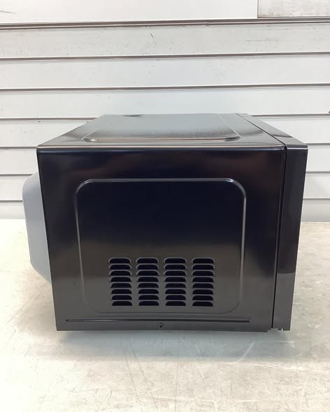 Frigidaire 1.1 cu. ft. Stainless Steel 3-in-1 Countertop Microwave Oven with Air Fryer and Convection, 1000 W
