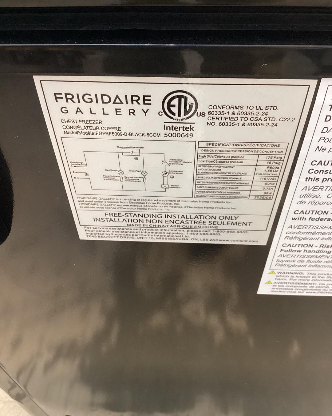 Frigidaire 5.0 CU FT CHEST FREEZER in Black