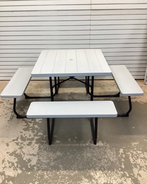 Clihome 5-Piece Gray Outdoor Dining Picnic Table Set with 4 Benches and Umbrella Hole