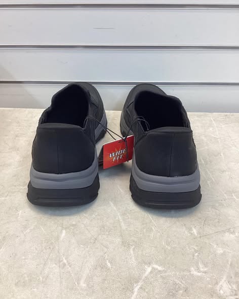 Skechers Men's Hands Free Swift Fit Sneaker Size 11 - Black