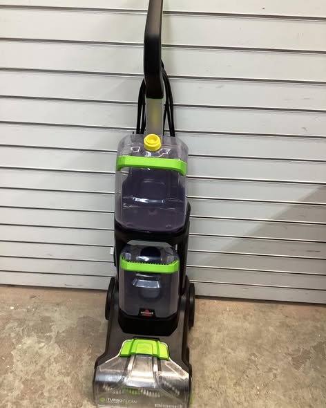 Lightly used Bissell TurboClean DualPro Pet Carpet Cleaner, Missing attachments.