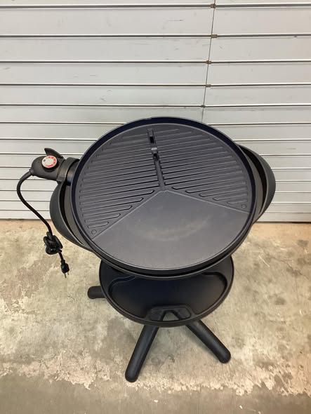 Costway Electric BBQ Grill 1350W Non-stick 4 Temperature Setting Outdoor Garden Camping Red