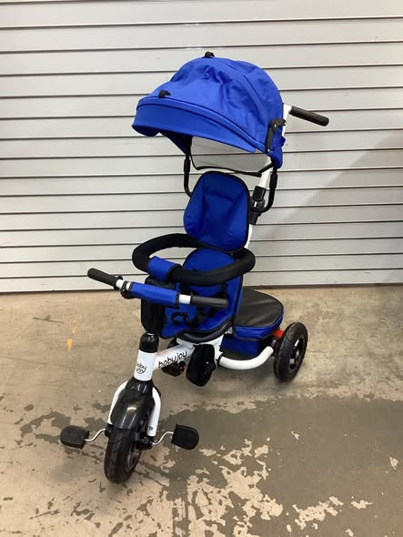 Costway - 5-in-1 Folding Trike for Toddlers 1-5 Years Old with Safety Harness Storage - Blue