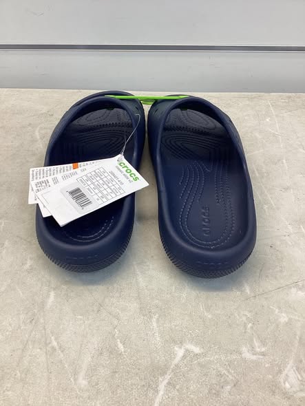 Crocs Classic Slide Sandal Men’s Size 7 Women’s Size 9