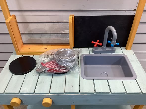 Costway Kids Kitchen Playset with Root Viewer Planter and Rotatable Faucet