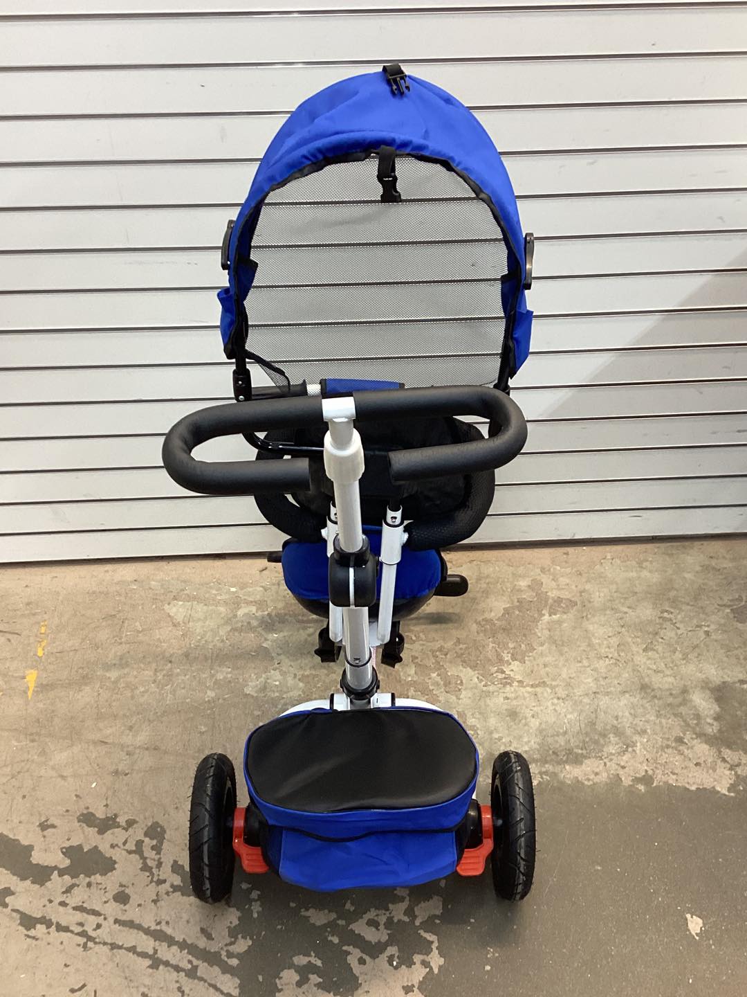Costway - 5-in-1 Folding Trike for Toddlers 1-5 Years Old with Safety Harness Storage - Blue