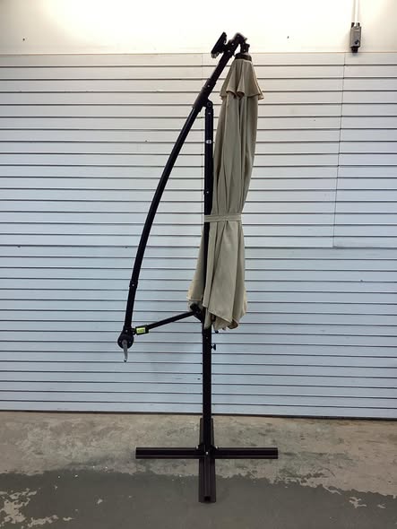 Costway 10FT Hanging Offset Umbrella 32 LED Lights Beige