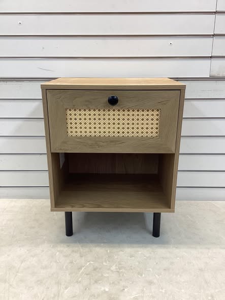 Costway 1 PCS Rattan Nightstand Boho End Table with Drawer & Open Shelf for Living Room Natural