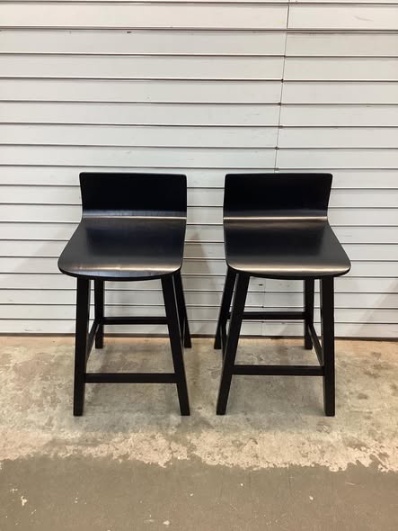 2PCS Costway 24.5 Inch Swivel Wooden Bar Stools with Rubber Wood Legs and Low Back