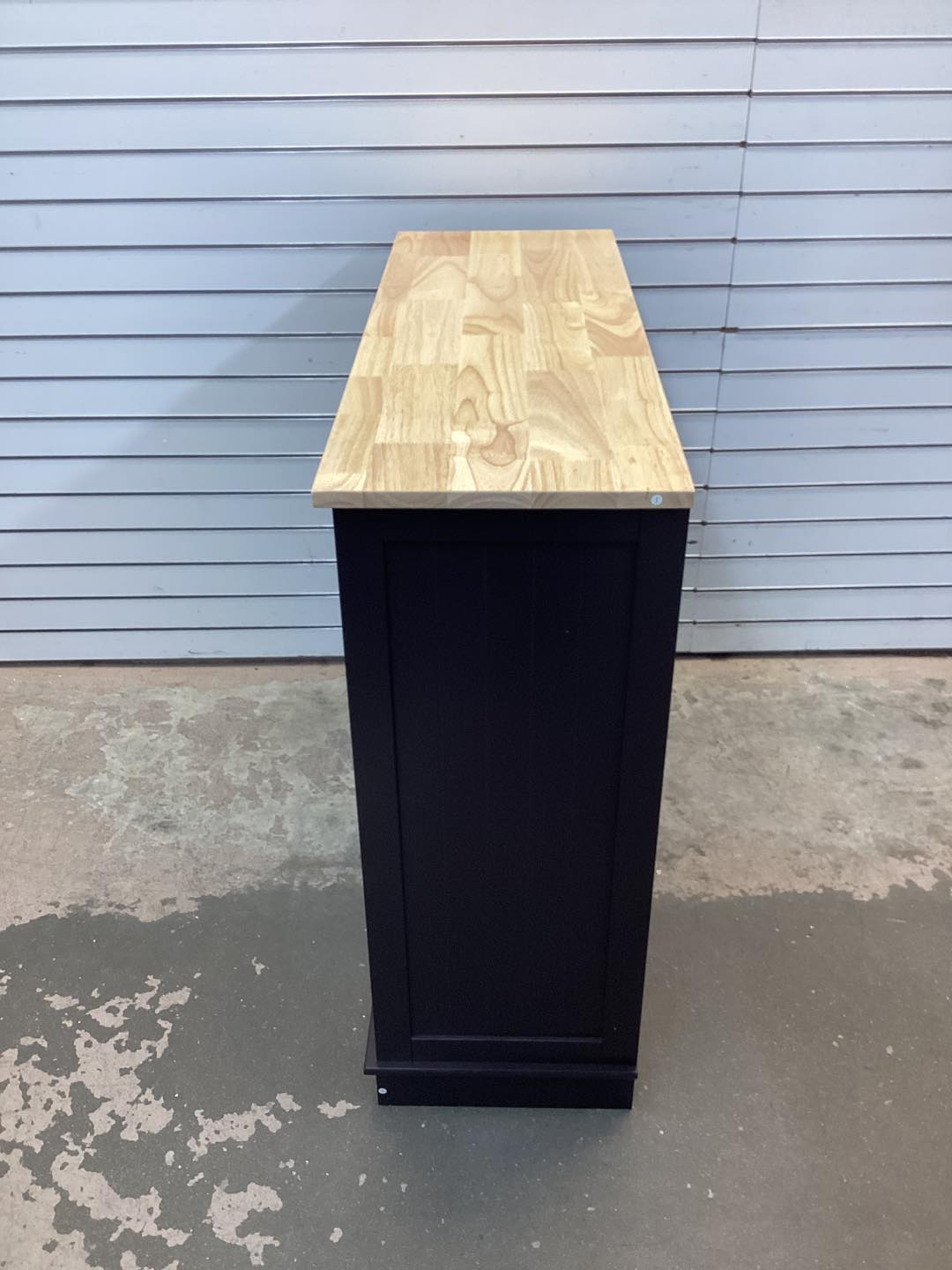 Costway 15.5 Gallon Kitchen Tilt Out Trash Cabinet Rubber Wood Tabletop 2 Drawers Shelf Black