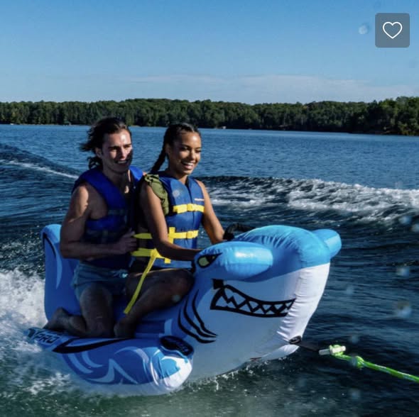Aqua Leisure APT21226 - Aqua Pro 82" 1 or 2-Rider Sit-On Style The Shark Towable