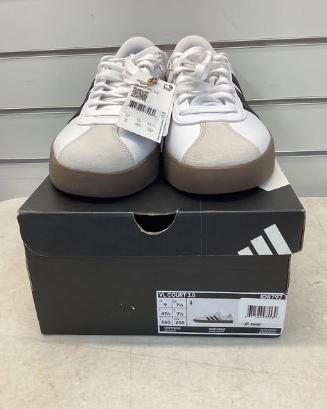 Adidas Women's VL Court 3.0 Shoe size 9