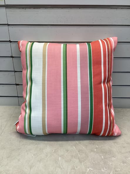 STUDIOCHIC Home Summer Brights Indoor/Outdoor Decorative Pillow
