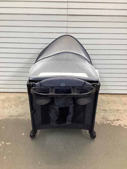 Costway Foldable Baby Bassinet with 4 Adjustable Heights Changing Table and Mattress