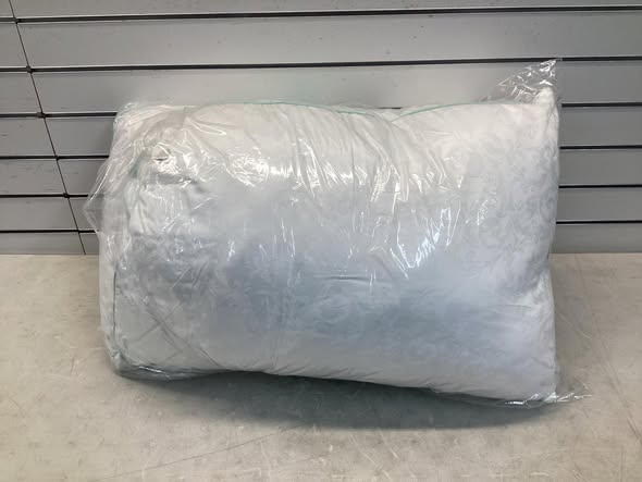 Martha Stewart 2-Pack Heirloom Jacquard Down Alternative Bed Pillows Size Queen